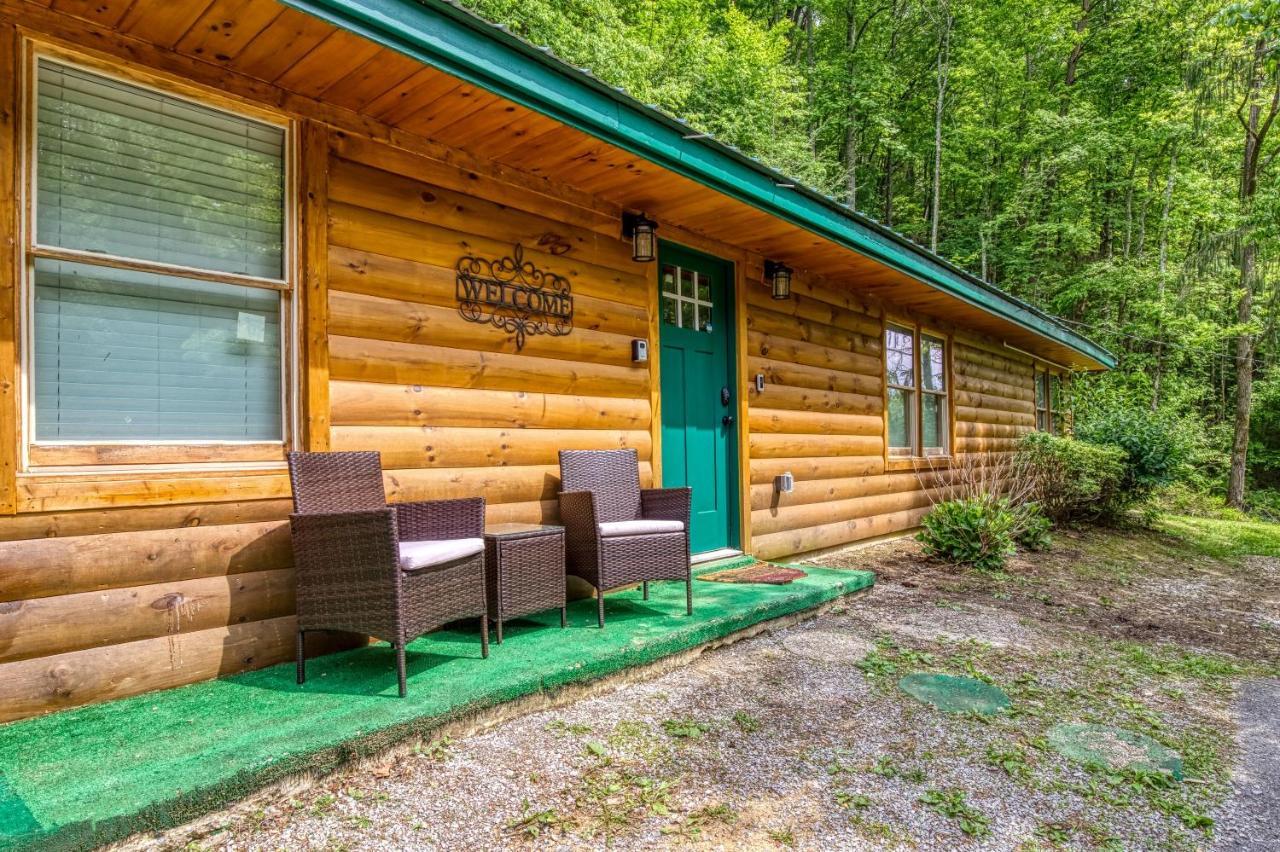 Hidden Creek, Pool Table, Hot Tub, 1089 Free Tickets Each Paid Day, Dollywood And More Gatlinburg Kültér fotó